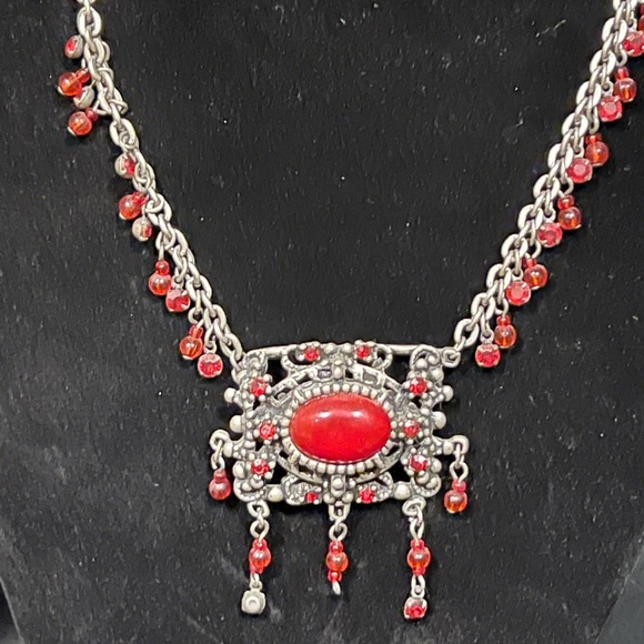 Exotic Necklace with Crimson beading and silver-tone metal. - Picture 1 of 5